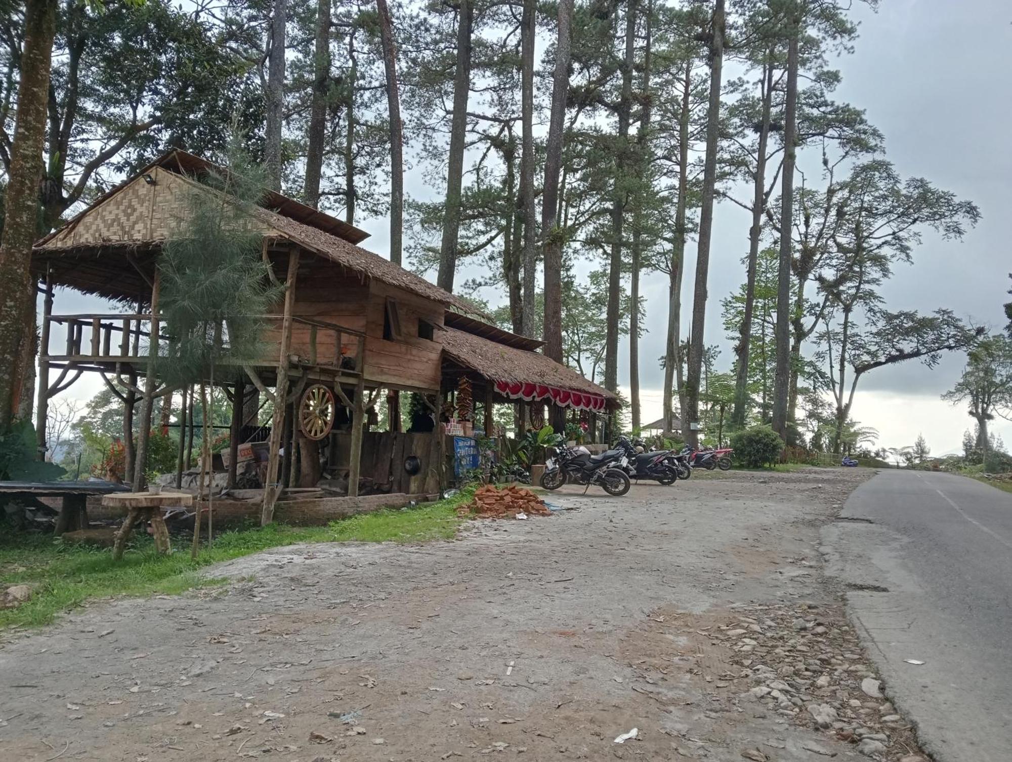 Vulkaan Homestay Berastagi Kültér fotó